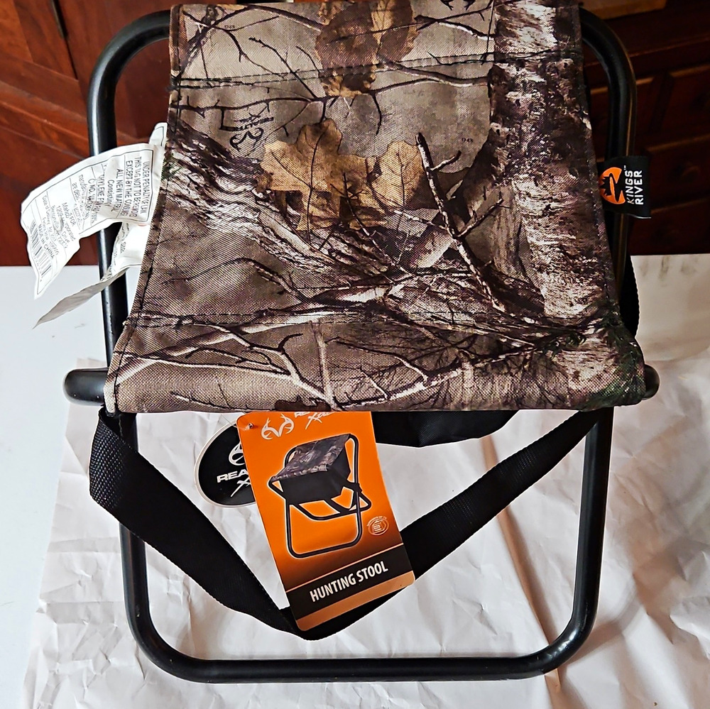 Realtree Xtra Camo Folding Hunting Stool w/ Carry Strap Storage, 225lb ST1965